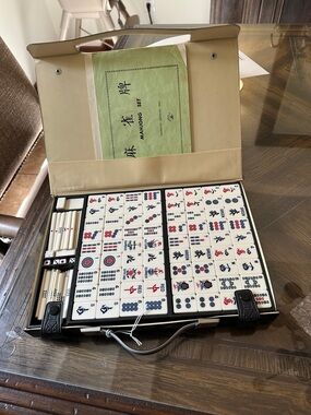 Classic White Mahjong Set with Carry Case